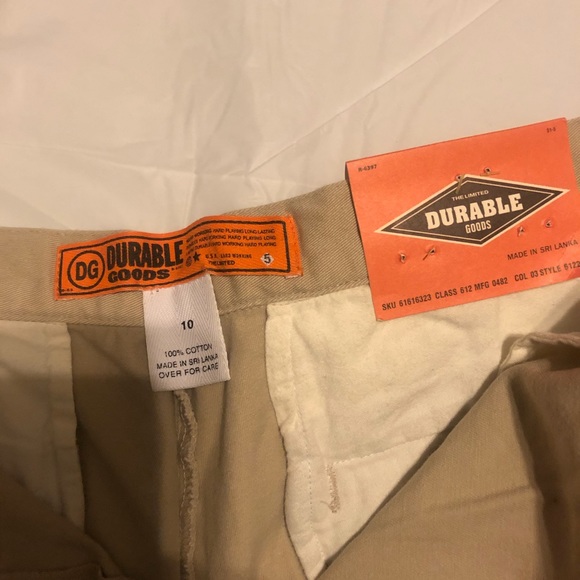 NWT women’s Shorts - Picture 2 of 2